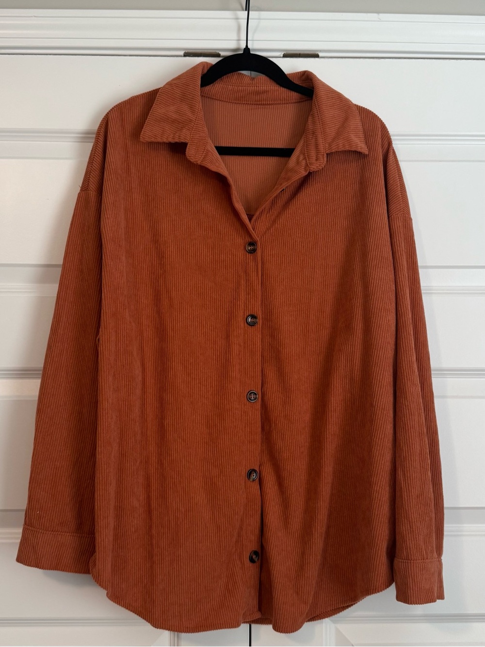 Women’s Corduroy Button-Up Shirt Jacket in Rust